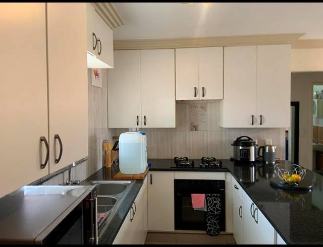 2 BEDROOM APARTMENT FOR SALE IN THE REEDS